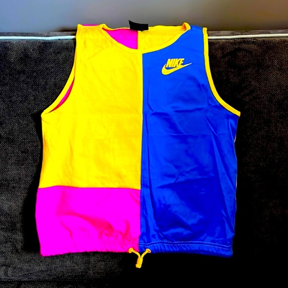🌼Nike Women’s Retro Mixed Media Tank in pink, yellow & blue. Brand new.